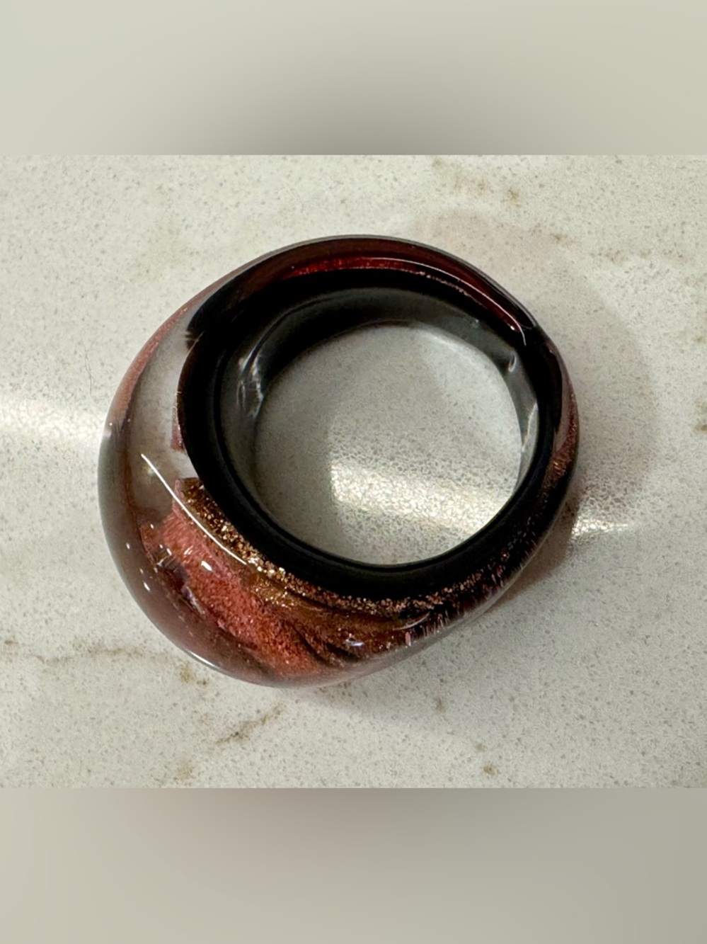 ♦️ Murano Style Red Gold Glitter Glass Ring Chunky Size 7.25 ♦️ - Picture 2 of 6